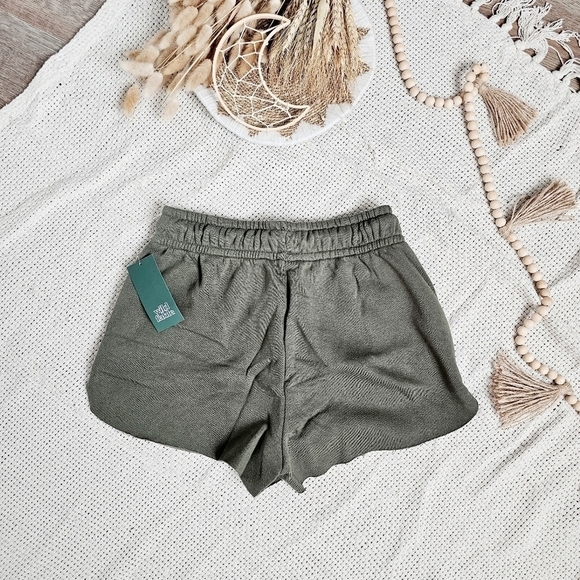 Wild Fable Fleece Drawstring Elastic Waist Dolphin Hem Shorts Athleisure S NEW - Picture 8 of 13